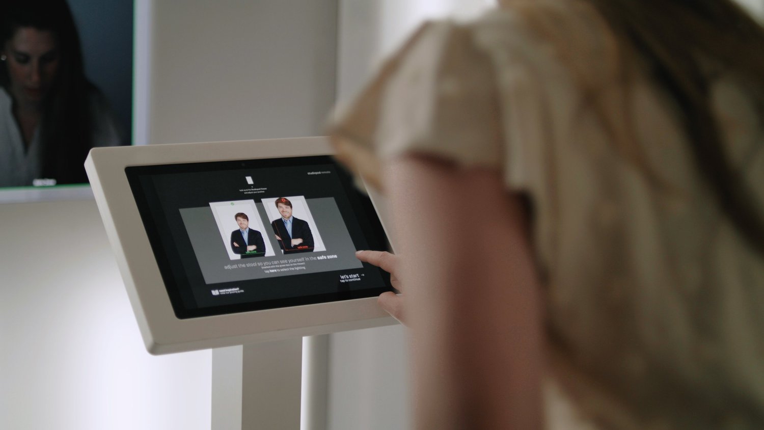 Iris Photo Booth vs. StudioPod: Comprehensive Review