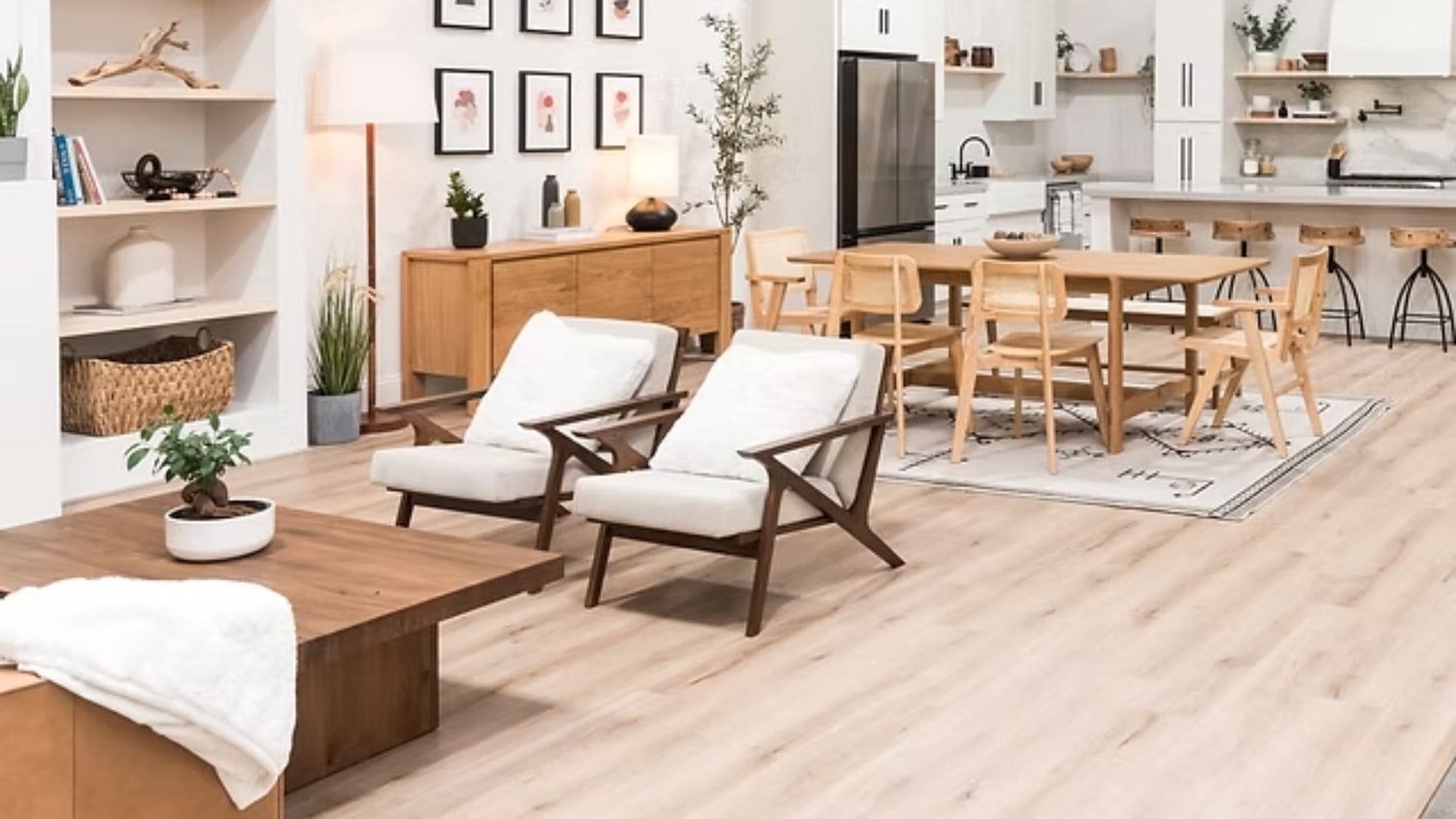 10 Best Orange County Photo Studios for Your Next Shoot